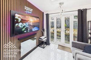 Photo 32- click for photo gallery